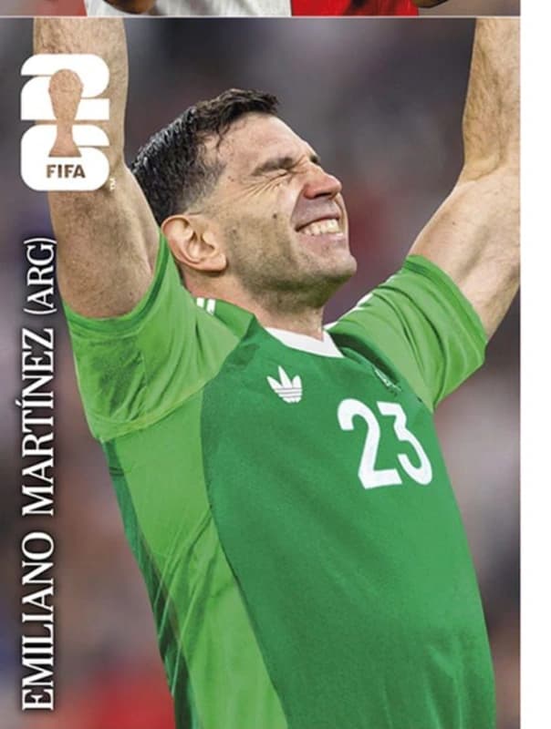 Postal CC12 Emiliano Martinez